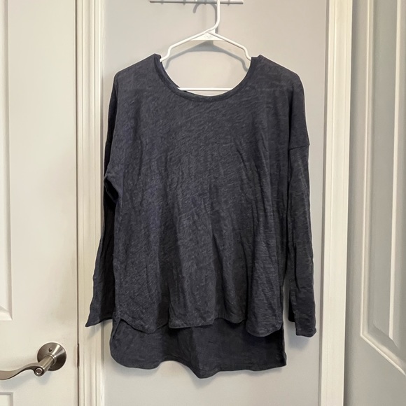 GAP Tops - GAP Long Sleeve, Long Back Shirt